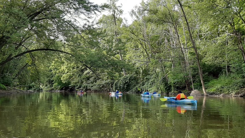 Kayaks on the Flint River through Mott Park Rec Area